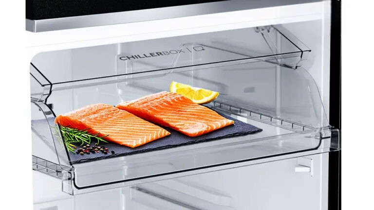 Tủ Aqua inverter AQR-T265FA(WFB) thiết kế sang trọng, bảo quản thực phẩm tươi ngon Tủ Aqua inverter AQR-T265FA(WFB) thiết kế sang trọng, bảo quản thực phẩm tươi ngon