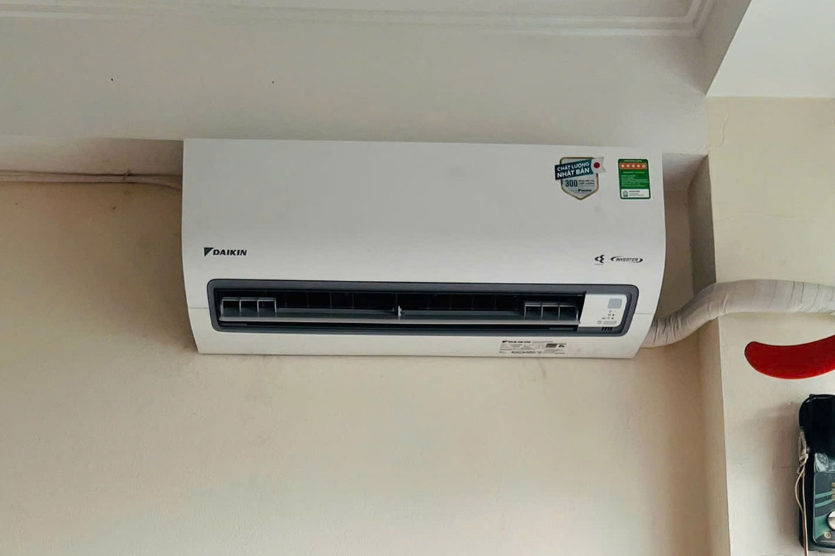 Điều hòa Daikin 12000 1 chiều FTHB35ZVMV