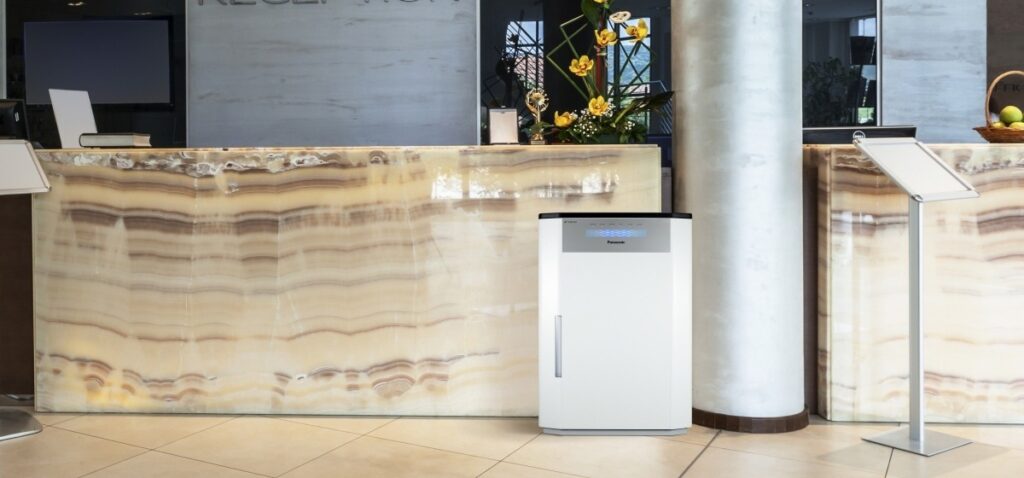 Làm thế nào máy lọc không khí Panasonic Ziaino F‑JPU70A bảo vệ sức khỏe gia đình bạn?