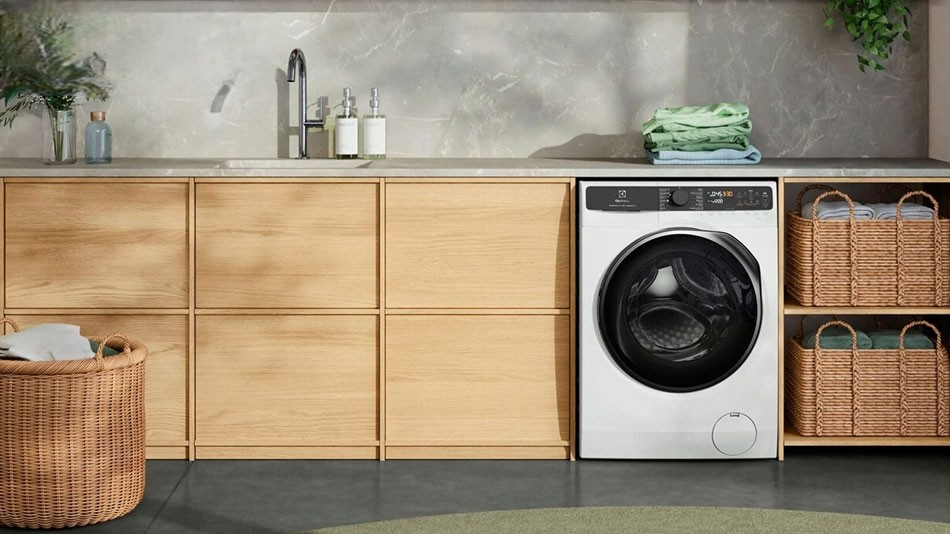 Máy giặt Electrolux 13kg sấy 9kg EWW1343R7WC