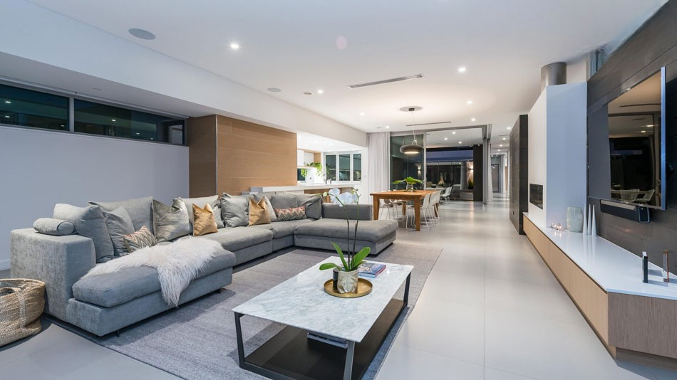 Panasonic inverter 1 chiều S-3448PF3H/U-48PRH1H5trang bị điều khiển từ xa không dây tiện lợi.