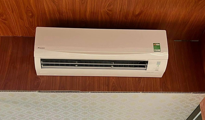 điều hòa Đaikin giá rẻ FTF85XV1V vẫn duy trì được khả năng vận hành tương đối êm ái