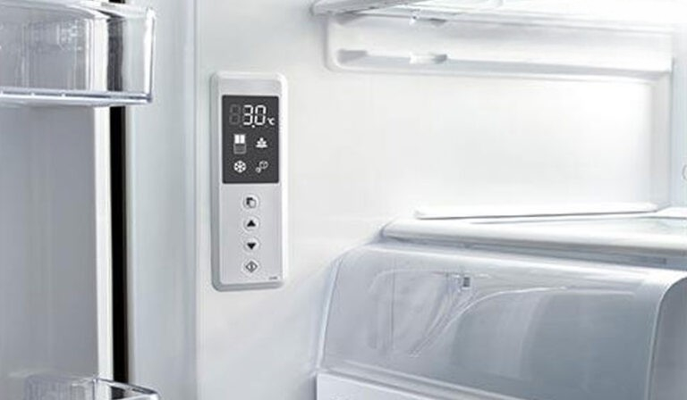 Tủ lạnh Sharp 4 cánh inverter SJ-FXPI689V-RS được trang bị hệ thống làm lạnh đa chiều Tủ lạnh Sharp 4 cánh inverter SJ-FXPI689V-RS được trang bị hệ thống làm lạnh đa chiều