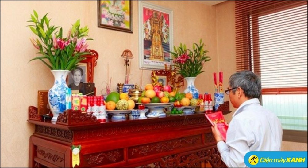 Khấn gia tiên đòi hỏi sự thành tâm, trang nghiêm với trình tự rõ ràng để linh thiêng đón nhận lời cầu nguyện