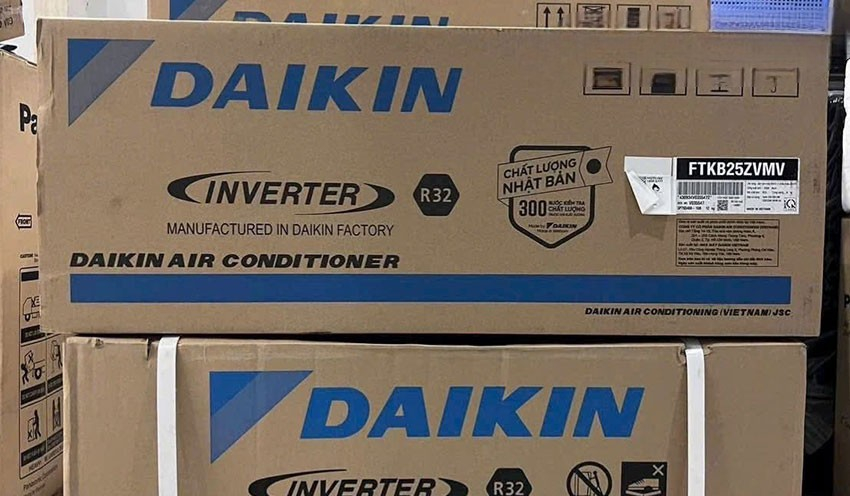 Điều hòa Daikin 1 chiều inverter FTKB25ZVMV là sản phẩm của thương hiệu mạnh nhưng giá vẫn hợp lý Điều hòa Daikin 1 chiều inverter FTKB25ZVMV là sản phẩm của thương hiệu mạnh nhưng giá vẫn hợp lý